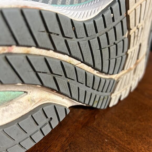 🔥🔥 NEW BALANCE 860 V10 Running Shoes - Silver/Mint - Women Sz 9.5 - EXCELLENT - Picture 10 of 12